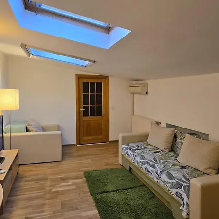 Ris 3 Filibiliu 12 Konukevi 3*
