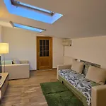 Ris 3 Filibiliu 12 Guest house 3*
