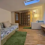 Ris 3 Filibiliu 12 Guest house Bucharest