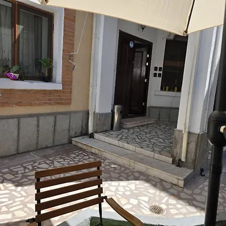 Guest house Ris 3 Filibiliu 12 *