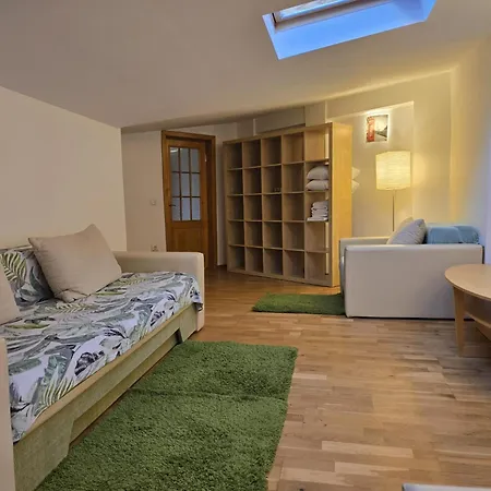 Ris 3 Filibiliu 12 Vendégház Bukarest