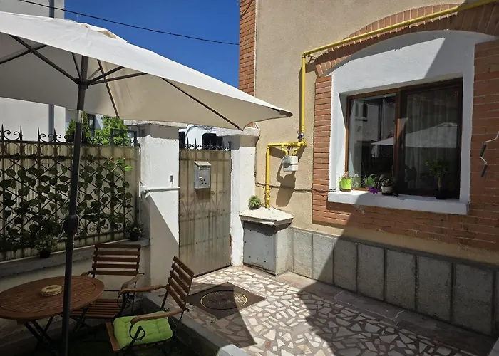 بيت ضيافة Ris 3 Filibiliu 12 3*