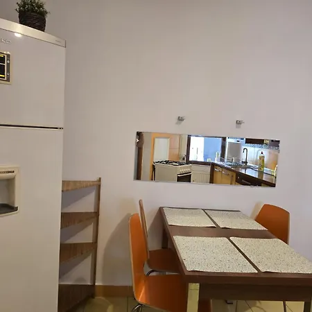 Ris 3 Filibiliu 12 Pensión Bucarest