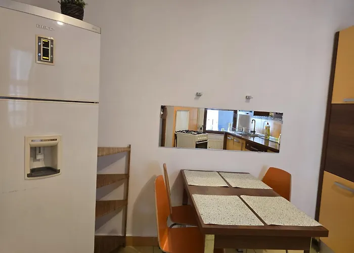 Ris 3 Filibiliu 12 Pensiune Bucureşti