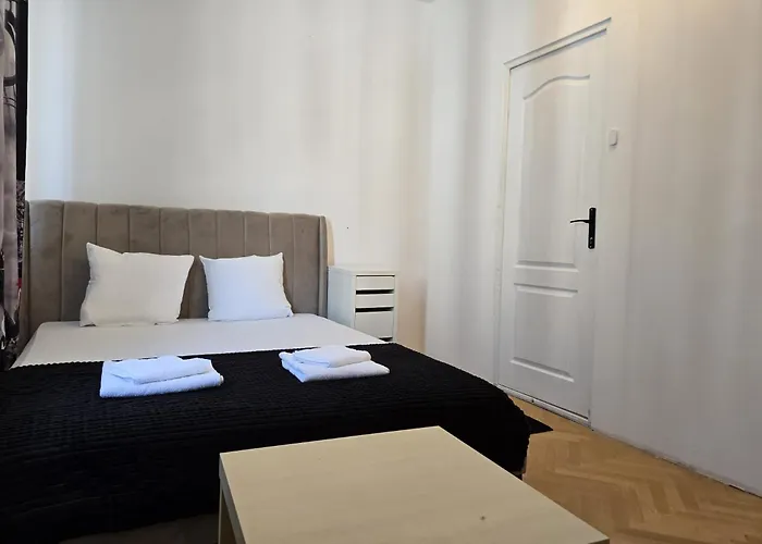 Ris 3 Filibiliu 12 Pensiune Bucureşti